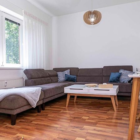 Castle View Apartment With Free Parking Братислава Экстерьер фото